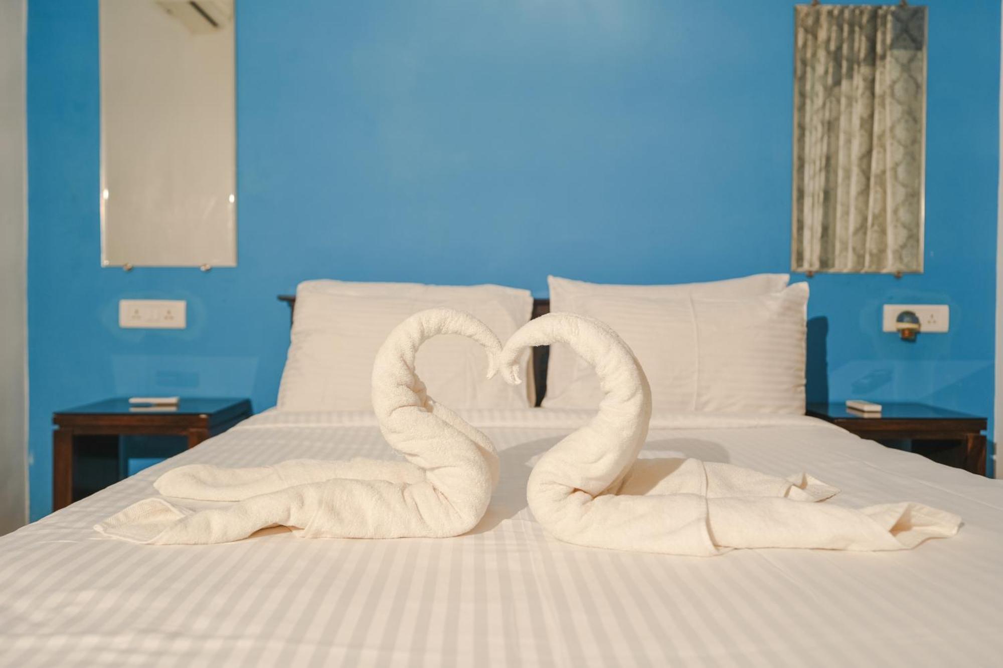 Villa M - Jia 3- 3Bhk In Candolim, Pool Facing, Near Beach, Breakfast Included Екстериор снимка