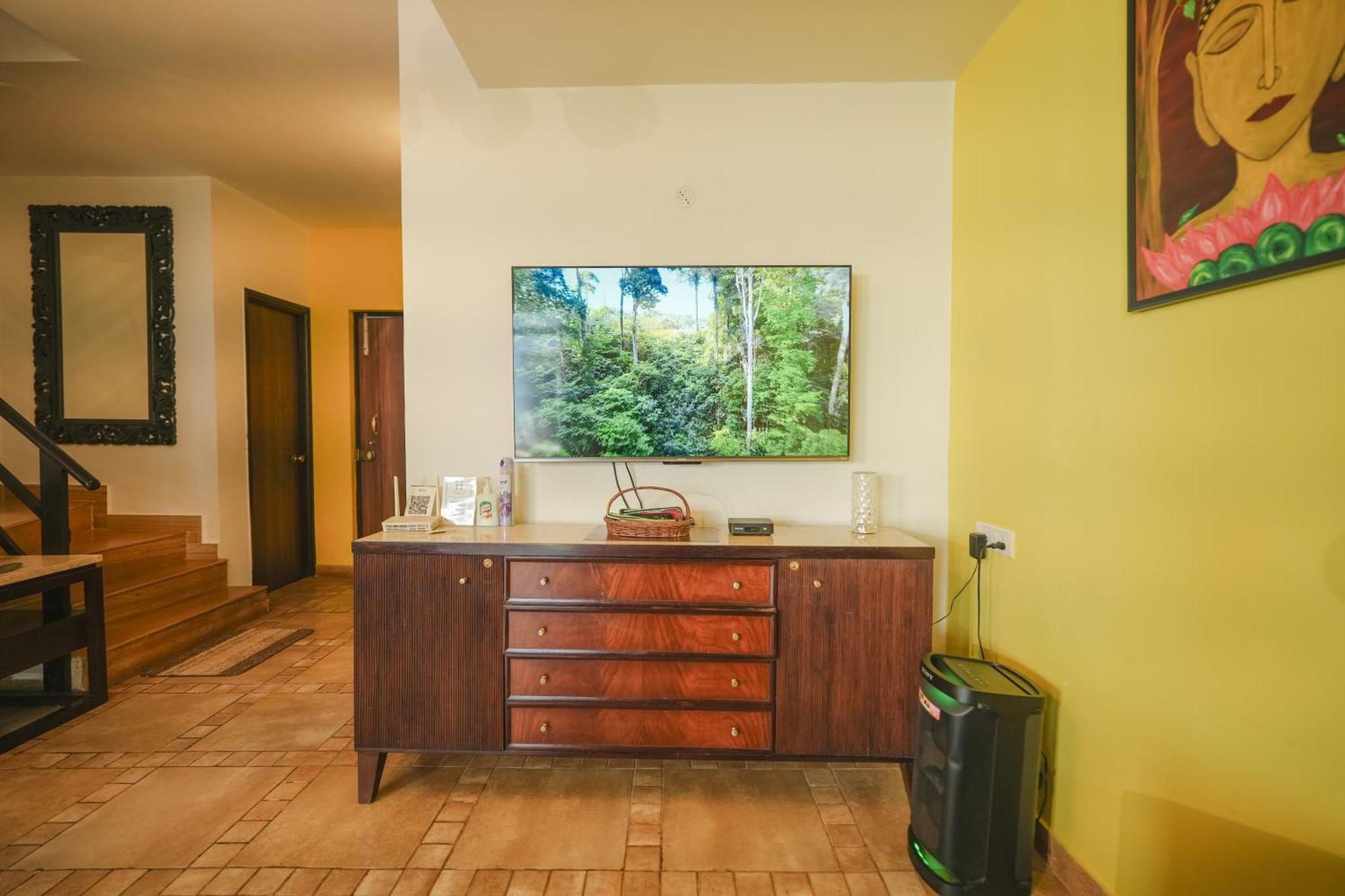 Villa M - Jia 3- 3Bhk In Candolim, Pool Facing, Near Beach, Breakfast Included Екстериор снимка